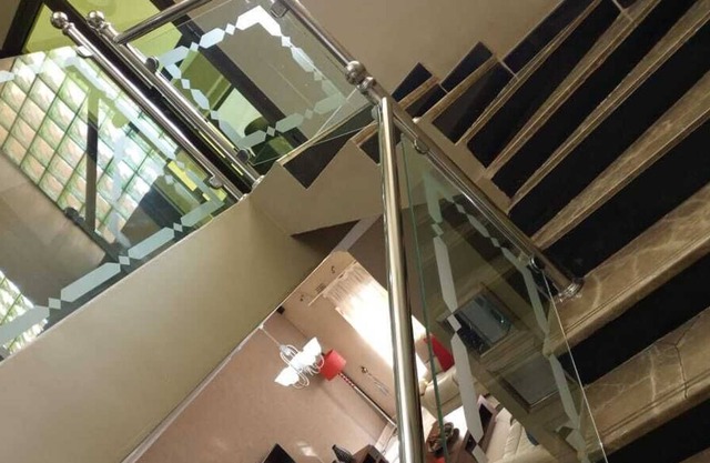 Departamento ejecutivo completamente amoblado cerca de amenidades