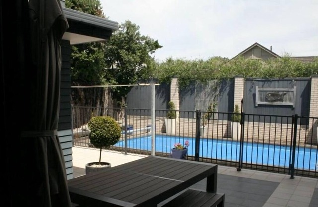 Casa ejecutiva con spa y piscina climatizada cerca de la playa