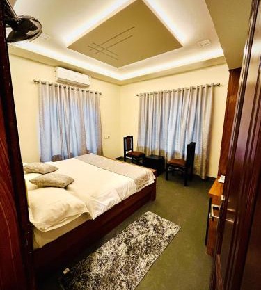 Executive Room