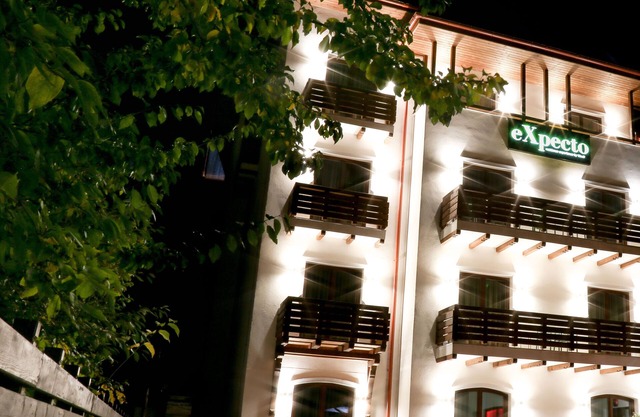 Expecto Apartments