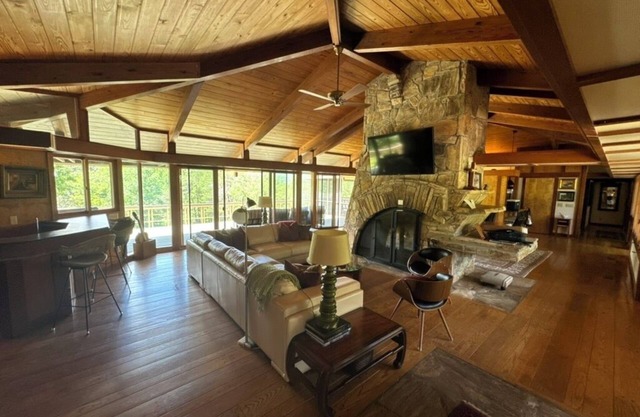 Frank Lloyd Wright inspiró hogar en un entorno idílico