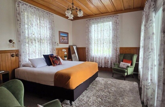 Experience Heritage & Warm Hospitality in Hokianga - Riverhead Villa