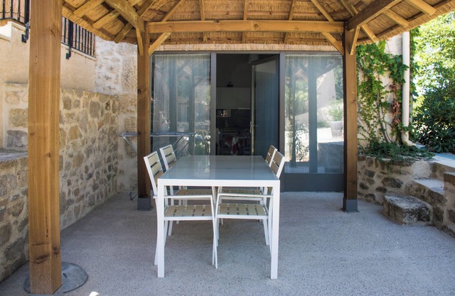 Experience the art of well-being in a refined, soothing setting, ideal for families.