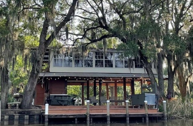 Explore Cajun Country! On the Bayou, close to town