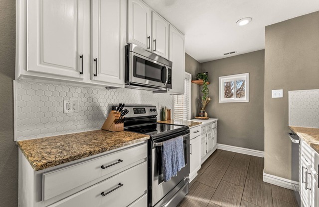 Explore Highlands Neighborhood - Walkability/Central/Hot Tub/Grill/Patio