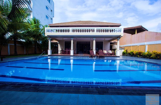 Explore la experiencia moderna en Merryland Beach Villa