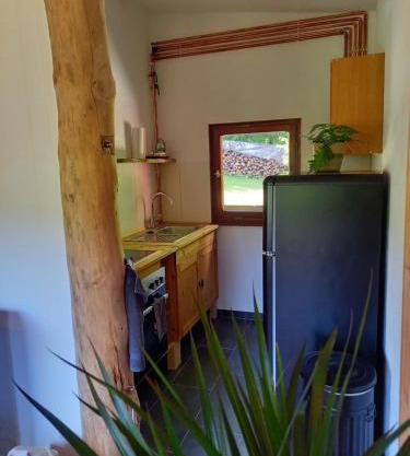 Explorer's Lodge & Camping