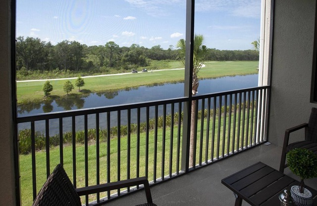 Exquisite brand new Condo 3rd Floor 2/bed, 2/bath