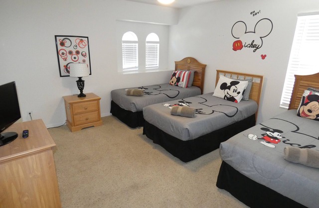 Exquisita Calabay Parc 5+ Bedroom 4-Bath Villa - 15 min a Disney