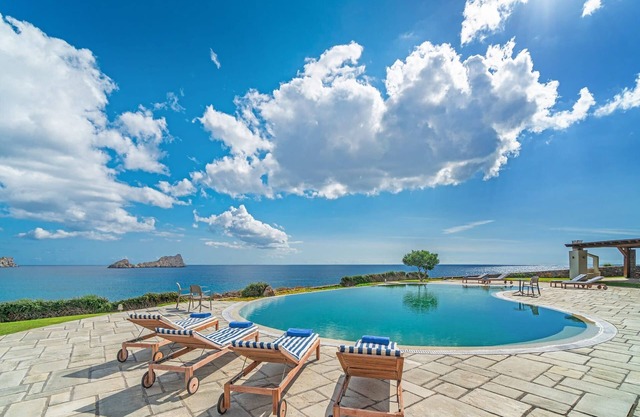 Exquisite Crete Villa | Villa Eirene | 5 Bedrooms | Panoramic Sea Views | Shared Pool with a View & Pool Jacuzzi | BBQ | 200 m to Beach | Xerokampos