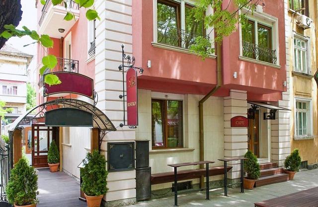 Exquisite Penthouse In The Heart Of The City