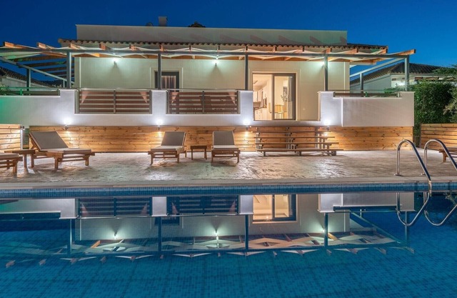 Natura Verde Villas 4 Bedroom Villa Chloe - Private Pool