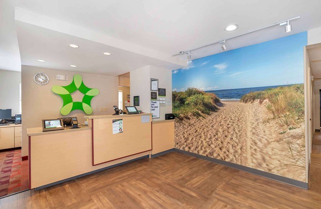 Extended Stay America Suites - Norfolk - Virginia Beach