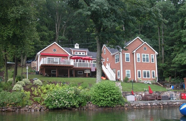 Extraordinary Candlewood Lake home in Danbury CT
