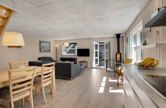 Alojamiento de 2 habitaciones en Give