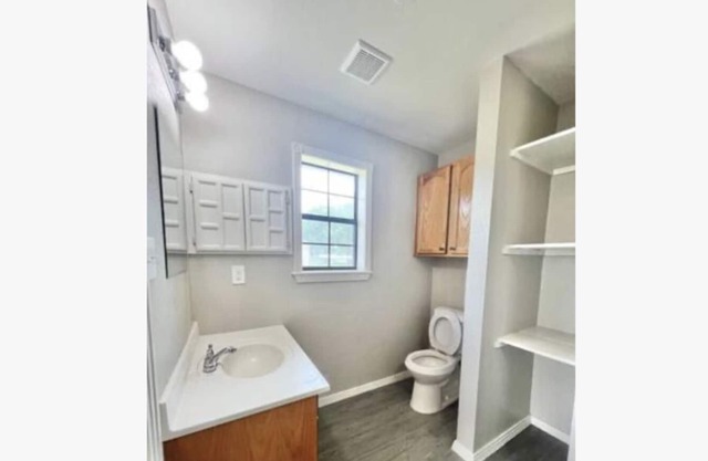 Exuberant&Stylish 2 Story Home in Harlingen, TX!!