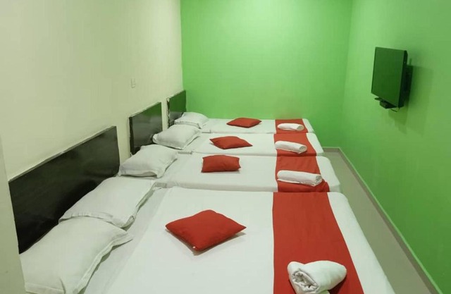 EZI HOTEL KLANG