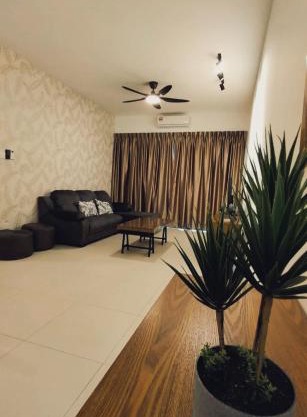 EzyGo Homestay Kuching - P'Residence