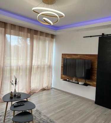F2 à 12 mn de Paris avec Sauna - Parking privé