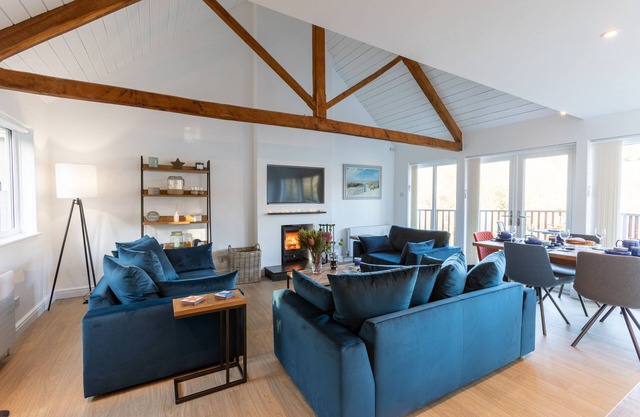 Fab house with FREE Golf, Spa and Gym