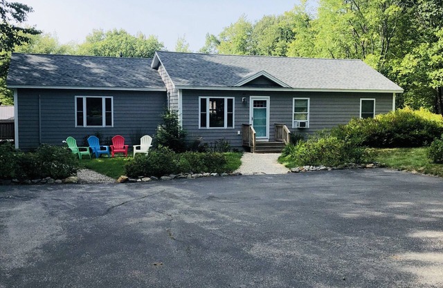 Fabuloso y soleado Kennebunkport Inicio minutos a la playa, permite1 perro