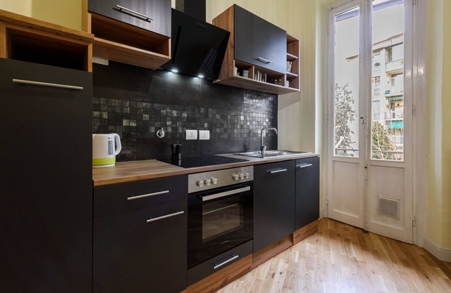 Fabbroni 3 bedrooms by Mmega