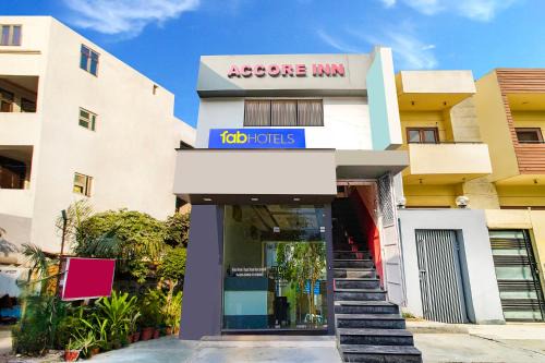 FabExpress Accore Inn