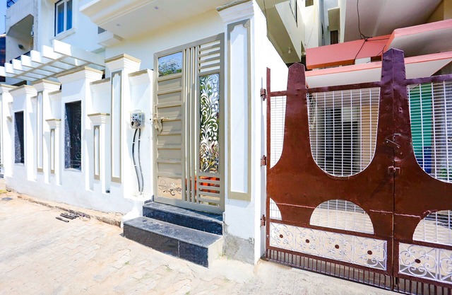 Fabexpress Aditya Guest House