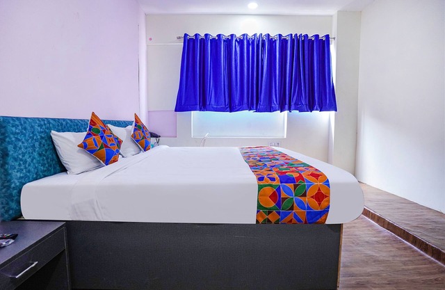 FabExpress Aishwarya Inn