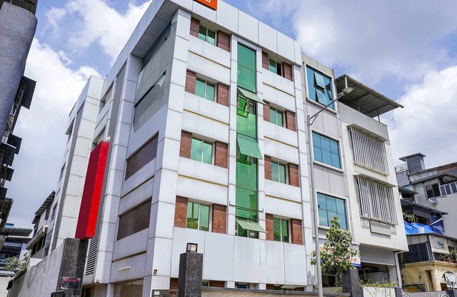 Fabexpress Everest Lodging
