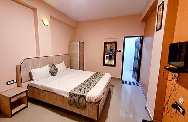 Fabexpress Le Grace Apoorva