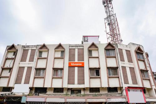 FabExpress Sai Lodging - Nashik Railway Station