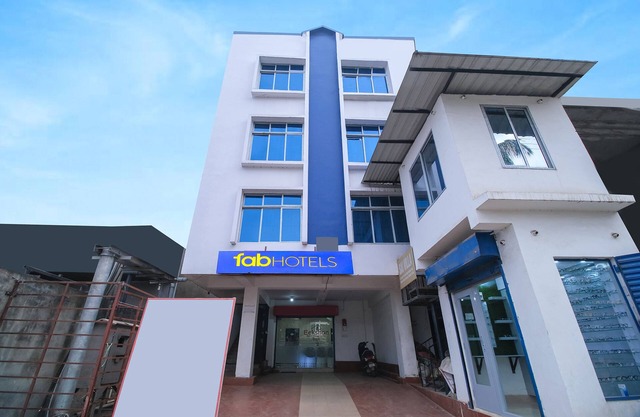 Fabexpress Sai Villa