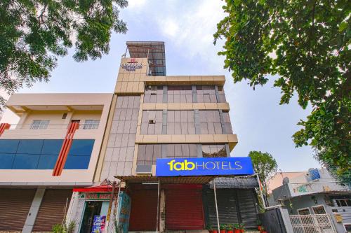 FabExpress Saket Inn