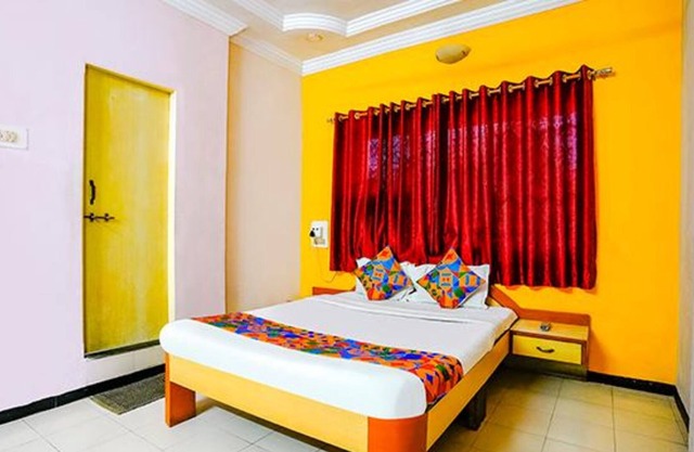 Fabexpress Sri Jai Palace