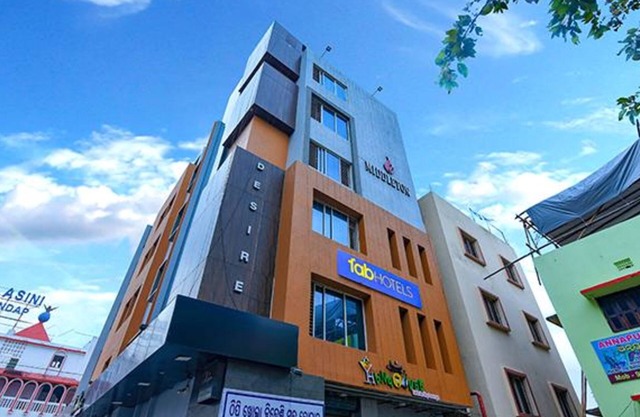 Fabhotel 9Th Street