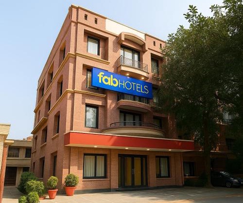 FabHotel Africa Avenue Stayz - Near Bhikaji Cama Palace