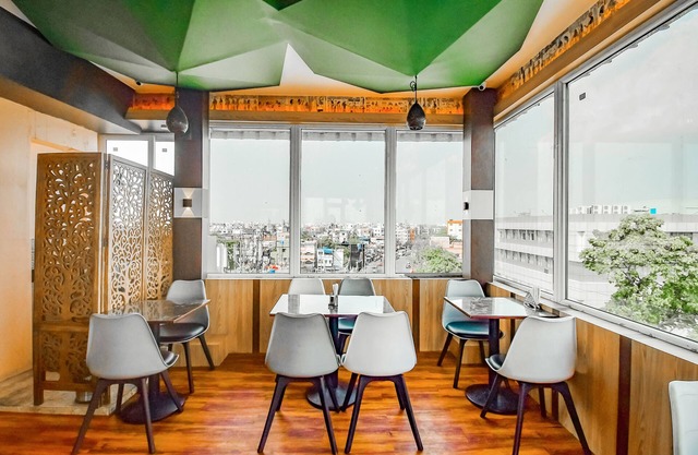 Fabhotel Airport Green Arcade