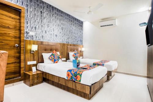 FabHotel Amour - Nr Mumbai International Airport