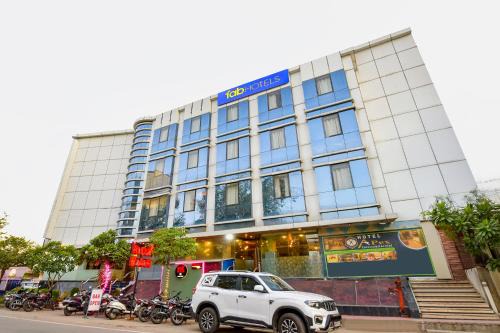FabHotel Apex Intercontinental - Raja park