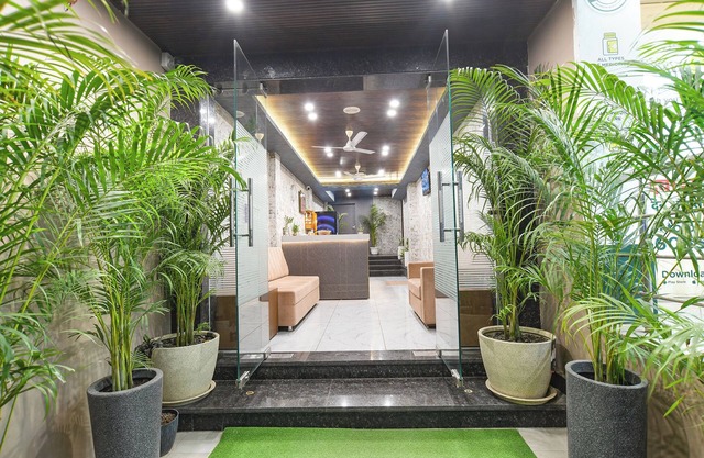 Fabhotel Avinya