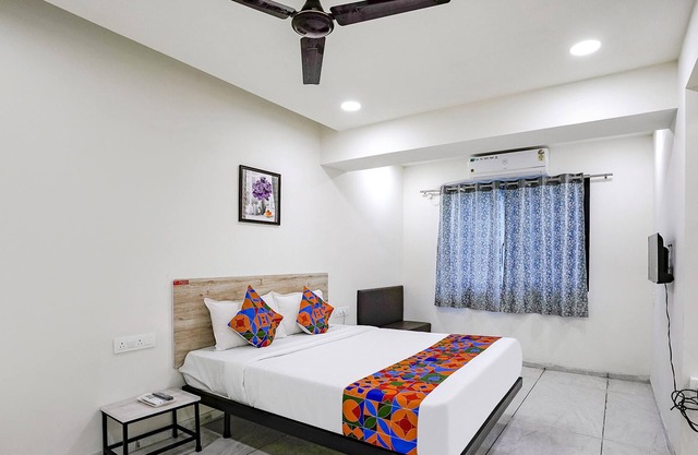 Fabhotel Bhakti Inn