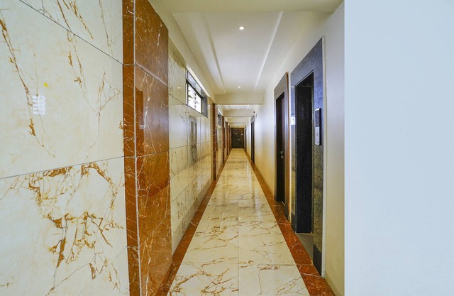 Fabhotel Bhiwandi Palace