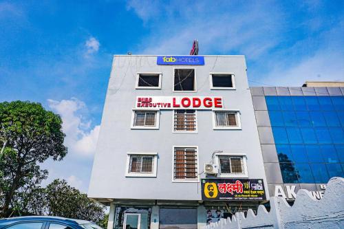 FabHotel Bliss Executive - shaniwar wada