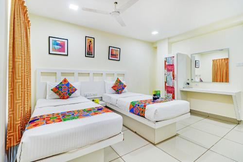 Fabhotel Colors Service Apartment - Nr MRC Nagar