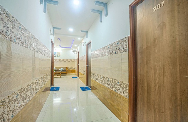 Fabhotel Comfort Room