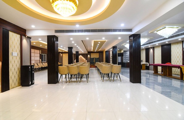 Fabhotel Cookwell