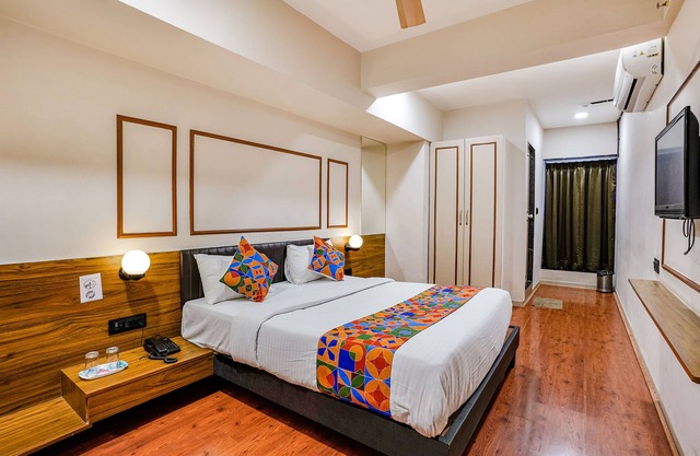 Fabhotel Crescent