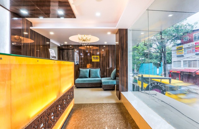 Fabhotel Crown Heights