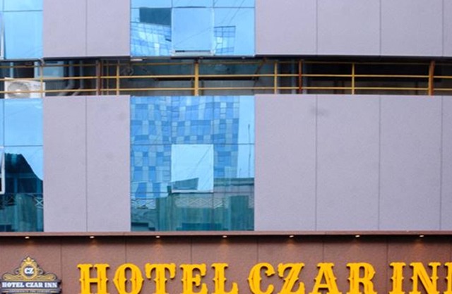 Fabhotel Czar Inn